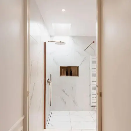 Apartment Luxe A La France - Vue Eiffel